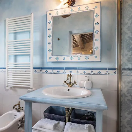 Borgo Mommialla Casa Alessandra Holiday home *