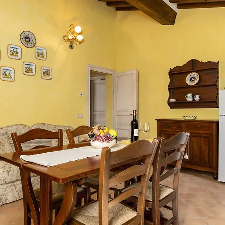 Holiday home Borgo Mommialla Casa Alessandra Gambassi Terme