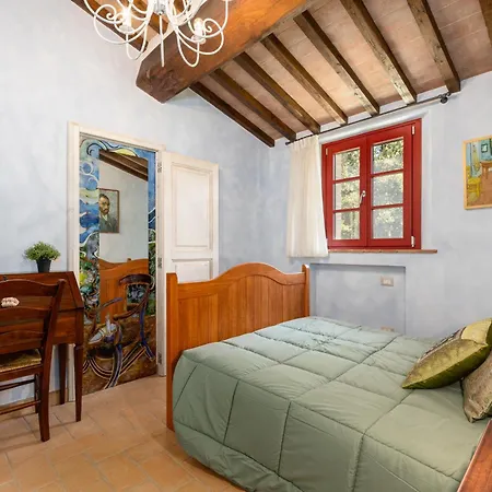 Holiday home Borgo Mommialla Casa Alessandra *