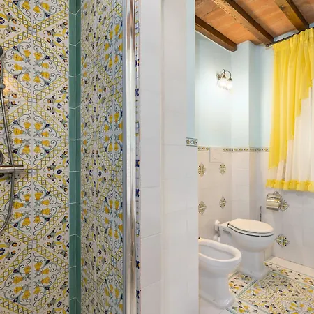 Borgo Mommialla Casa Alessandra *