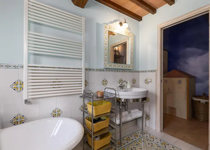 Nyaraló Borgo Mommialla Casa Alessandra *